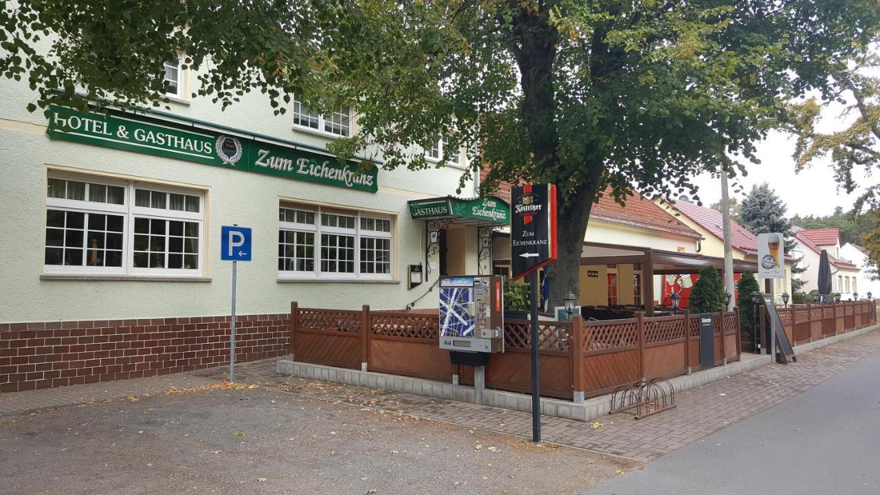 Hotel & Gasthaus Zum Eichenkranz Лукенвальде Екстер'єр фото