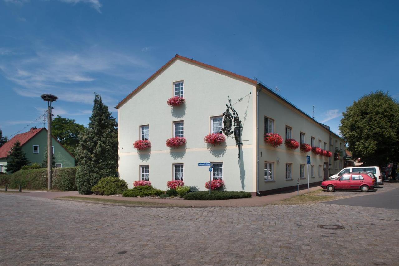 Hotel & Gasthaus Zum Eichenkranz Лукенвальде Екстер'єр фото